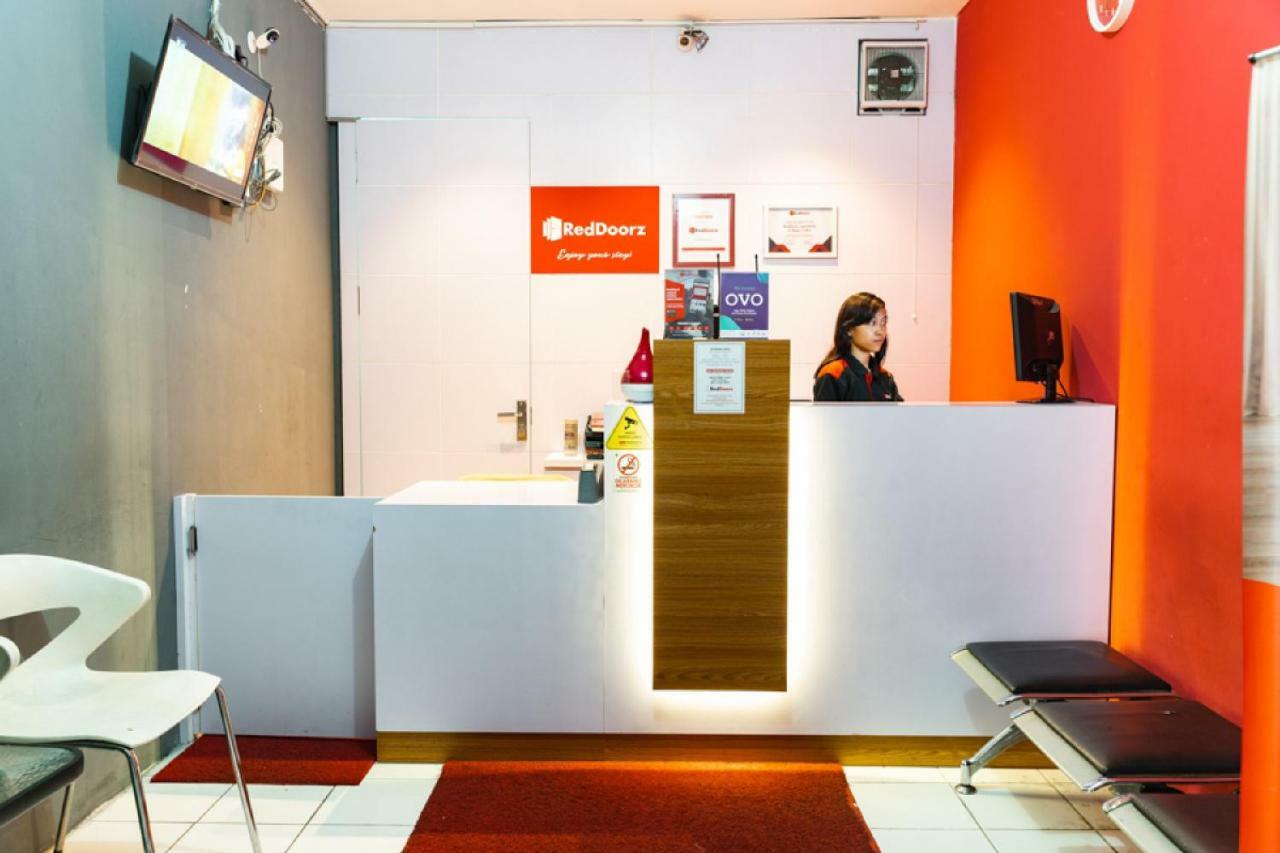 Reddoorz Apartment At Bogor Valley Eksteriør billede